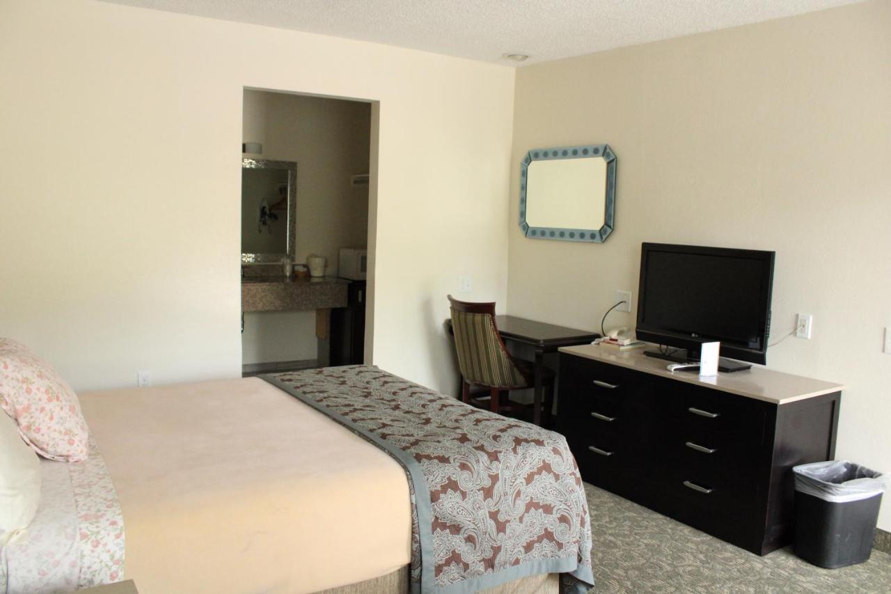 American Travel Inn Пульман Экстерьер фото
